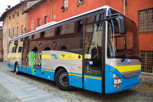 Cuneo: nel 2022 sono stati 751 gli 'over 70' che hanno usato l'abbonamento agevolato sui mezzi pubblici