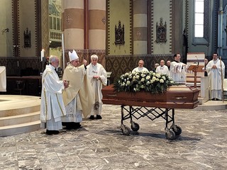 I funerali di Giacomo Oddero presso il Duomo di Alba