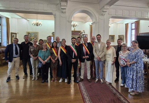 Alba ad Arlon in Belgio per la Festa del Maitrank: prosegue il legame tra le due città gemellate Alba ad Arlon in Belgio per la Festa del Maitrank: prosegue il legame tra le due città gemellate