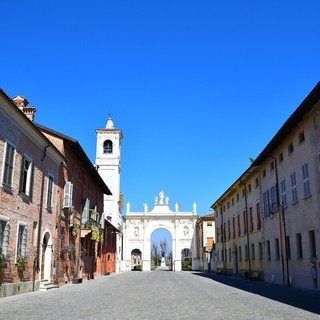 L'arco del Belvedere di Cherasco (foto Pietro Giraudo)