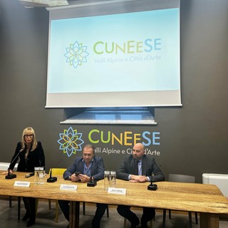 Da sinistra la presidente Gabriella Giordano, l'assessore regionale Paolo Bongioanni e Mauro Carbone Da sinistra la presidente Gabriella Giordano, l'assessore regionale Paolo Bongioanni e Mauro Carbone