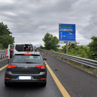 L’effetto "curiosi" alla base del secondo incidente che ieri ha paralizzato la tangenziale di Alba