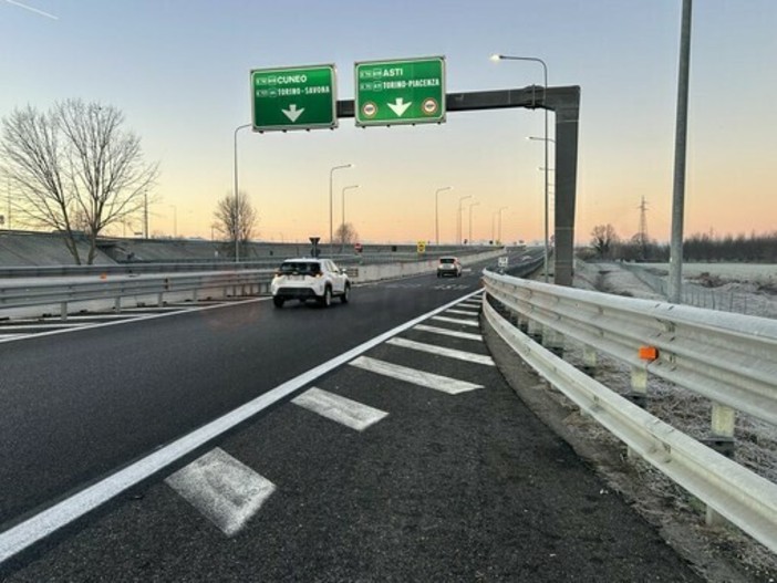 Cuneo-Asti: da oggi, lunedì 4 maggio, pedaggi completi per la A33 Cuneo-Asti: da oggi, lunedì 4 maggio, pedaggi completi per la A33