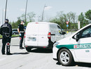 Controlli della Polizia Locale albese (archivio) Controlli della Polizia Locale albese (archivio)