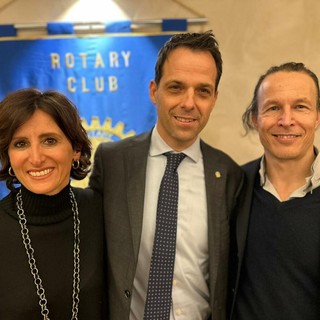 La regista Alice Filippi, il presidente Rotary Luigi Giulini Richard, l'attore regista Roberto Zibetti La regista Alice Filippi, il presidente Rotary Luigi Giulini Richard, l'attore regista Roberto Zibetti