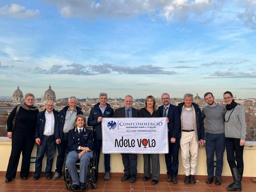 Adele Gesso prima donna con disabilità pilota di mongolfiera