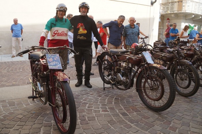 Anche il fossanese Flavio Mellano e il sommarivese Gino Bussolino a Borgomanero per il centenario dei record della Moto Galloni Anche il fossanese Flavio Mellano e il sommarivese Gino Bussolino a Borgomanero per il centenario dei record della Moto Galloni