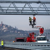 In corso la posa degli ultimi portali "free flow"