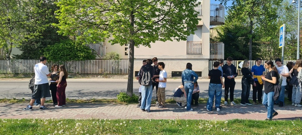 “Troppo traffico davanti alle scuole”: gli studenti di Alba immaginano una città più verde e sicura “Troppo traffico davanti alle scuole”: gli studenti di Alba immaginano una città più verde e sicura