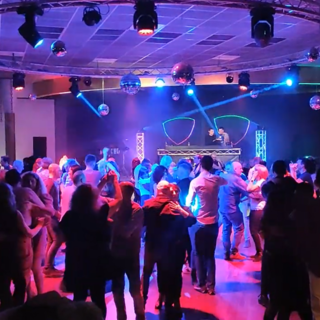 Al Type Club riparte la musica: questa sera inizia la stagione invernale del ballo