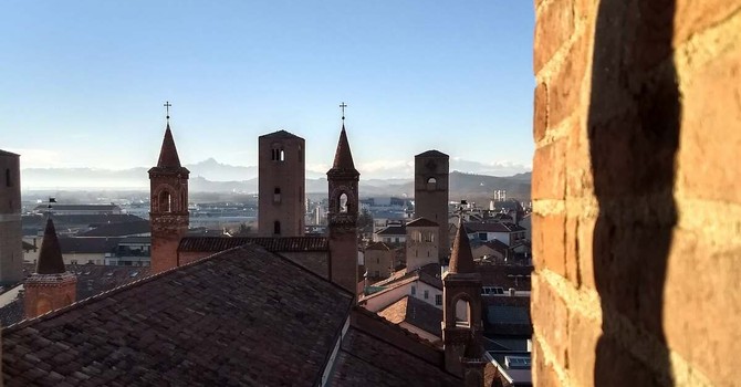 Alba e i ritardi sull'adesione alle comunità energetiche: "In corso verifiche sulle manifestazioni di interesse" Alba e i ritardi sull'adesione alle comunità energetiche: "In corso verifiche sulle manifestazioni di interesse"