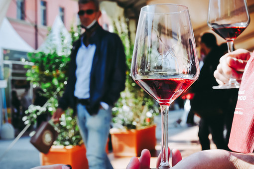 Niente vetro o lattine durante gli eventi della Fiera del tartufo di Alba