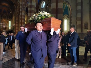 I funerali di Giacomo Oddero presso il Duomo di Alba