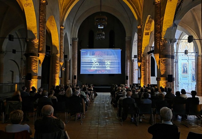 Il film sui graffiti di Assisi vince il Cuneo Archeofilm 2026 Il film sui graffiti di Assisi vince il Cuneo Archeofilm 2026