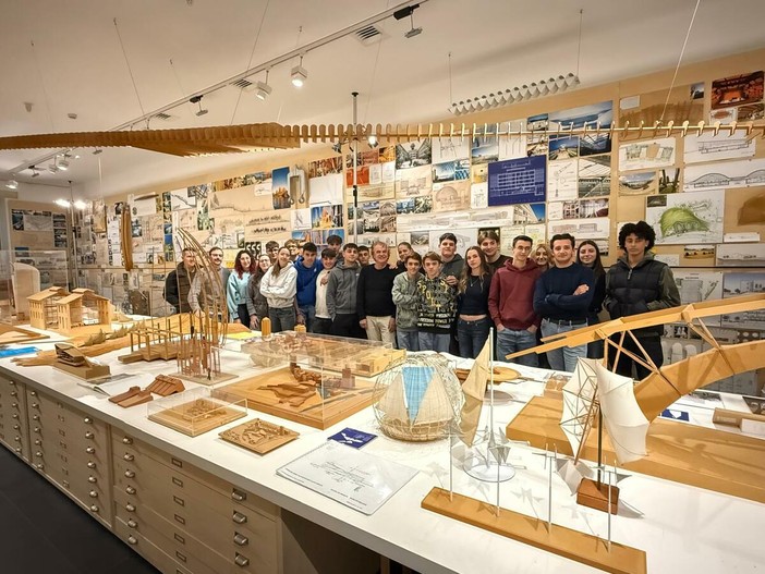“A Scuola di Legno” cresce: gli studenti dell’IIS Denina Pellico Rivoira di Saluzzo incontrano la Fondazione Renzo Piano “A Scuola di Legno” cresce: gli studenti dell’IIS Denina Pellico Rivoira di Saluzzo incontrano la Fondazione Renzo Piano