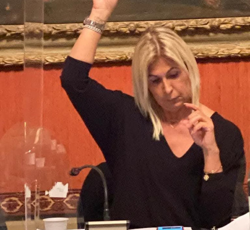 Fossano, Tiziana Airaldi lascia Fratelli d’Italia per aderire a Futuro Nazionale