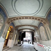 Saluzzo, atrio d'ingresso della ex Caserma Musso, ora IL Quartiere