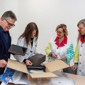 I Clown di Corsia regalano tecnologia e sorrisi: ecografo e visori VR alla Pediatria di Verduno I Clown di Corsia regalano tecnologia e sorrisi: ecografo e visori VR alla Pediatria di Verduno