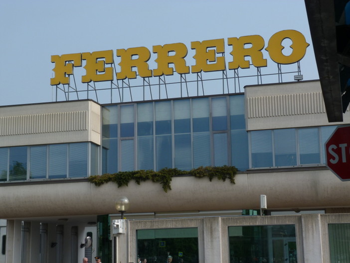Ai lavoratori Ferrero dello stabilimento di Alba corrisposto un premio di 1520 euro