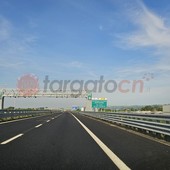 Rientro dalle vacanze sulla A33: più che un’autostrada, un percorso a ostacoli Rientro dalle vacanze sulla A33: più che un’autostrada, un percorso a ostacoli