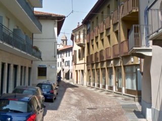 Uno scorcio di via Acqui, tra quelle interessate dal rifacimento.