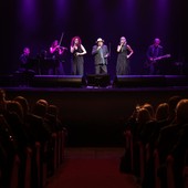 Confindustria Cuneo tira le somme del 2025 accompagnata dalle emozioni senza tempo di Al Bano