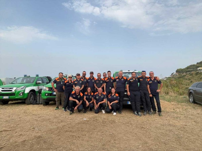 Incendi in Calabria, la missione dei volontari AIB di Priero Incendi in Calabria, la missione dei volontari AIB di Priero