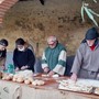 La rappresentazione di antichi mestieri in una passata edizione del presepe vivente di Bandito