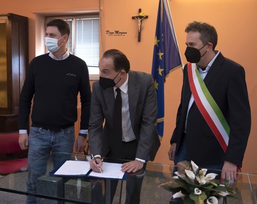 Cirio firma l'accordo di programma per la stazione sciistica di Rucas - Fotoservizio di Diego Murgioni