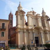 Nella foto la chiesa parrocchiale di San Giovanni Battista, a Bra
