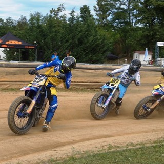 MOTORI / A Boves tornano gli specialisti della derapata: nel weekend il campionato italiano Flat Track