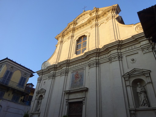 La chiesa di Sant'Antonino Martire La chiesa di Sant'Antonino Martire