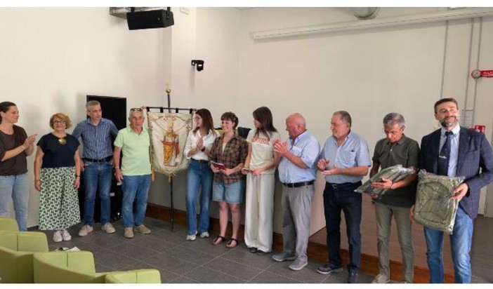 Saluzzo, la consegna delle borse di studio della Confraternita di Sant'Eligio Saluzzo, la consegna delle borse di studio della Confraternita di Sant'Eligio
