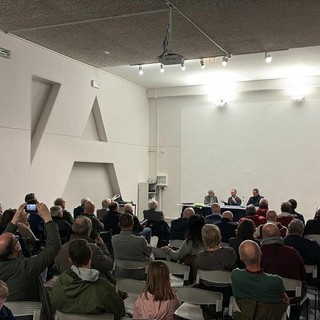 Il pubblico alla presentazione del libro Il pubblico alla presentazione del libro