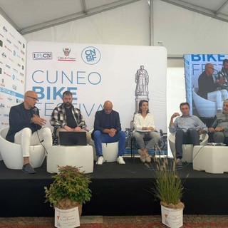 Racconigi, online il portale di Bike&amp;More per il cicloturismo tra acqua e seta
