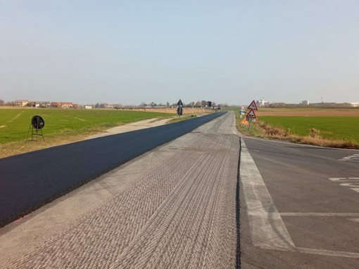 Lavori di bitumatura sulle strade provinciali a Fossano e Narzole Lavori di bitumatura sulle strade provinciali a Fossano e Narzole