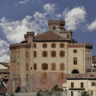 Il castello di Barolo