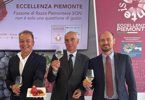 Da sinistra l'assessore regionale Bongioanni con Guido Groppo e Alessandro Filippa, rispettivamente presidente e direttore Coalvi Da sinistra l'assessore regionale Bongioanni con Guido Groppo e Alessandro Filippa, rispettivamente presidente e direttore Coalvi