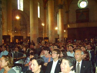 Franco Battiato all'inaugurazione della sua mostra nella chiesa di San Domenico ad Alba (foto Gisella Divino)