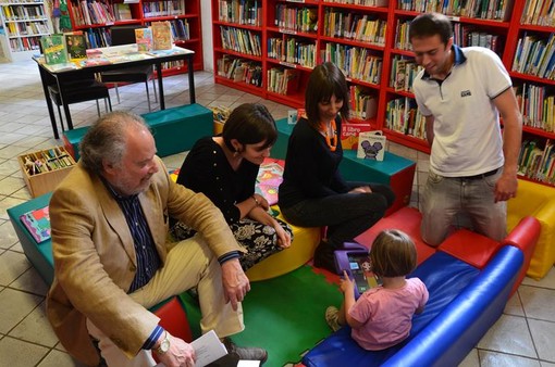 Nella biblioteca di Cavallermaggiore si legge con l’iPad