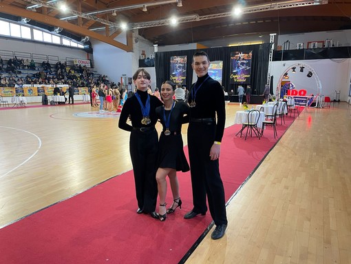 Pietro, Leonardo e Sara hanno vinto la medaglia d'oro a Cagliari