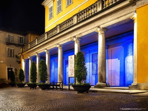 Palazzo Garrone in uno scatto notturno di Claudia Scarzello