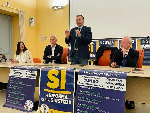 Cuneo, serata per il “Sì” al referendum nella Sala CDT con i vertici della Lega