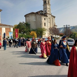 Un momento della manifestazione a Clavesana Un momento della manifestazione a Clavesana