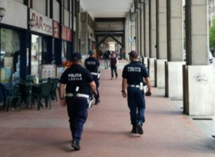 Microcriminalità e degrado a Cuneo: "Corso Giolitti ha bisogno di terapie, non di altre diagnosi" Microcriminalità e degrado a Cuneo: "Corso Giolitti ha bisogno di terapie, non di altre diagnosi"