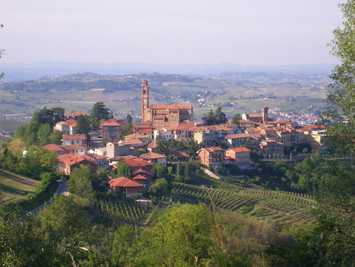 ELEZIONI COMUNALI / Castiglione Tinella, Franco Soave è il nuovo sindaco: vittoria schiacciante con oltre il 64% dei voti ELEZIONI COMUNALI / Castiglione Tinella, Franco Soave è il nuovo sindaco: vittoria schiacciante con oltre il 64% dei voti