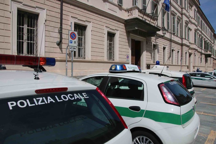 Il Comando della Polizia Municipale di Cuneo Il Comando della Polizia Municipale di Cuneo