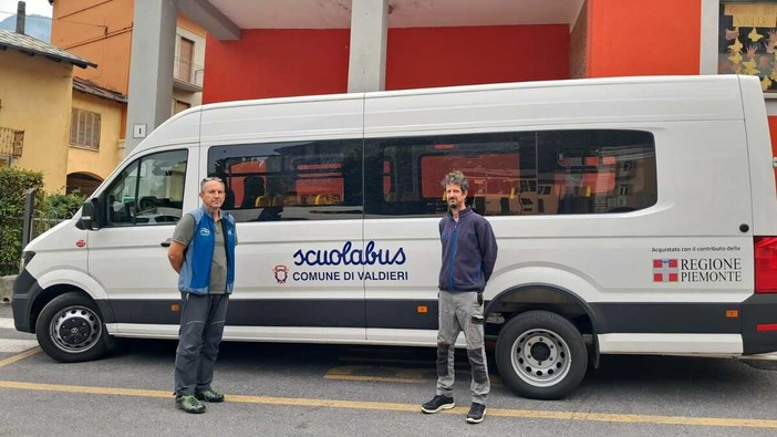 Valdieri, al volante dello scuolabus salgono due consiglieri comunali
