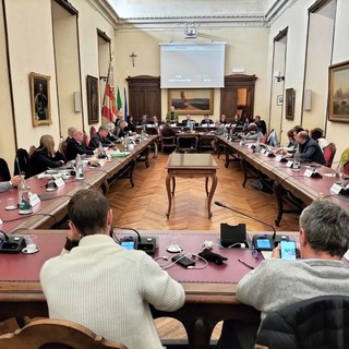 La sala del Consiglio del municipio di Cuneo - foto di repertorio