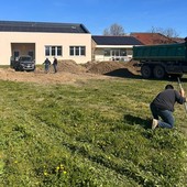 I lavori in corso nell'area esterna dell'asilo